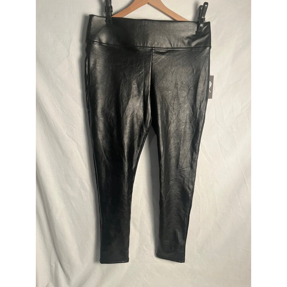 Vince Camuto Faux Leather Leggings Black Women’s Size L NWT Sleek Stretch Fit